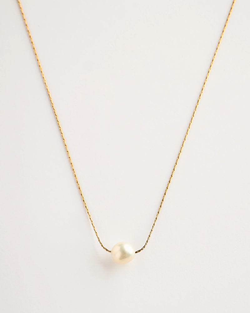 Naia Necklace